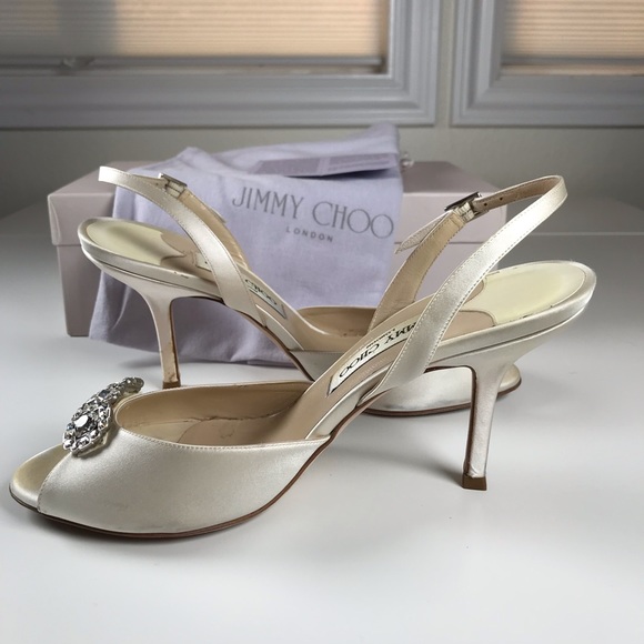 SOLD Jimmy Choo Silk Satin Ivory ‘Regal’ Heels - Picture 6 of 8